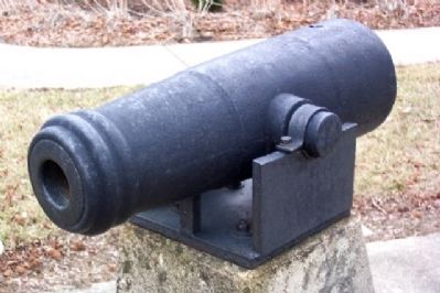 Small Cannon at Farmersville War Memorial image. Click for full size.