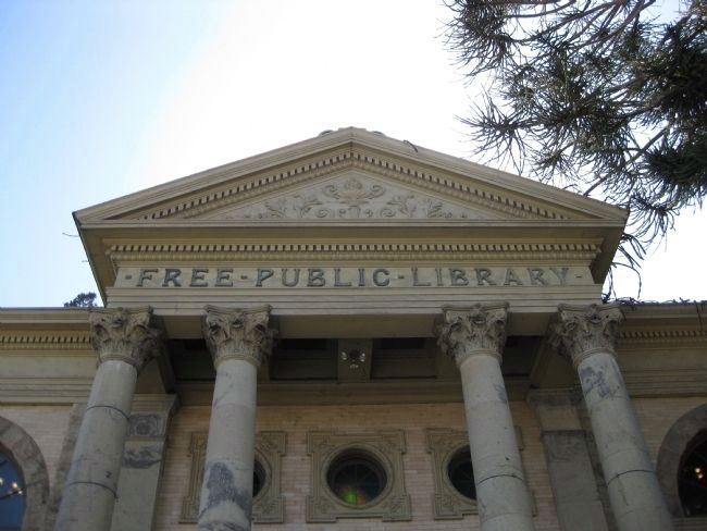 Petaluma Historical Library - Columns and Pediment image. Click for full size.