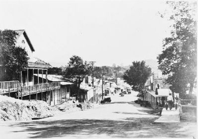 Angels Camp - Looking South Down Main Street (1920's) image. Click for full size.