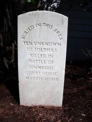 Grave of Unkown Soldiers (Union) at Calvary Church. image. Click for full size.