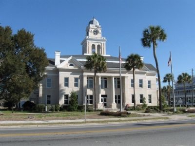 Lafayette County Courthouse, downtown Mayo image. Click for full size.