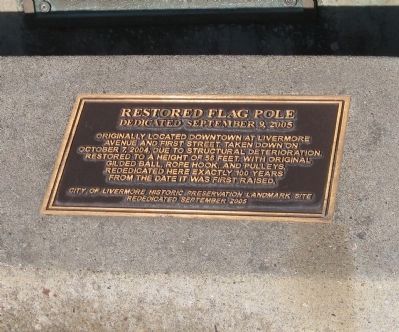 Mills Square Flag Pole Dedication Plaque image. Click for full size.