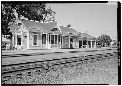 Menlo Park Railroad Station - Southeast and Northeast Sides image. Click for more information.