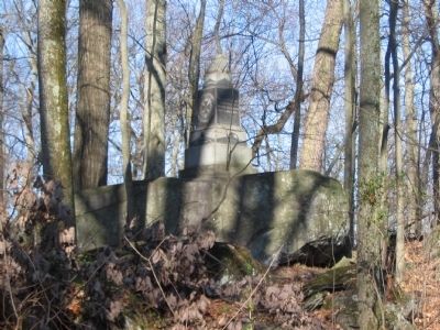 118th Pennsylvania Volunteers Monument. Click for full size. 118th Pennsylvania Volunteers Monument image. Click for full size.