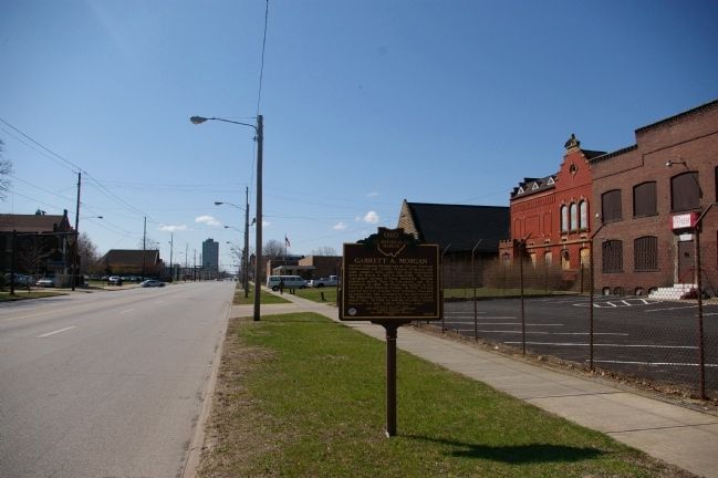 Marker location on East 55th Street image. Click for full size.