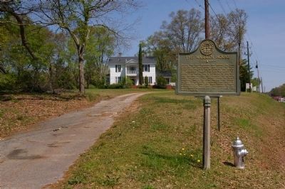 The Warren House and Marker image. Click for full size.