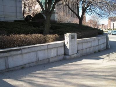 Knox Trail Marker on Main Street image. Click for full size.