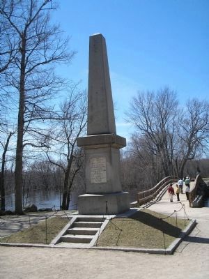 Monument in Concord image. Click for full size.
