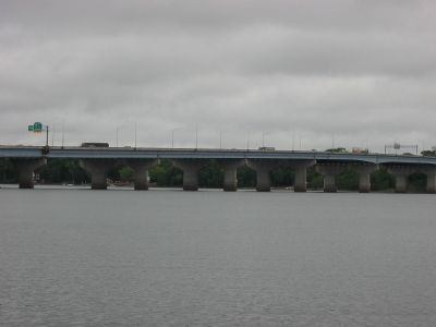St. Croix River at I-94 Bridge image. Click for full size.