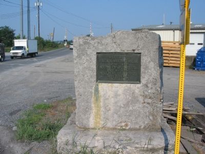 Stone Marker at the Crossroads of the Martinsburg Pike and Hopewell Road image. Click for full size.