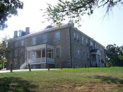 Almshouse. Click for full size. Almshouse image. Click for full size.