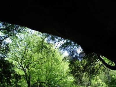 Inside Old Man's Cave. Click for full size. Inside Old Man's Cave image. Click for full size.