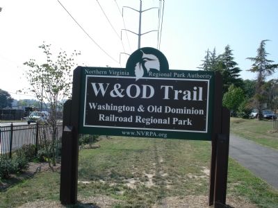 Washington and Old Dominion Trail image. Click for full size.