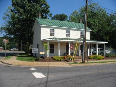 The Katie Hooe House. Click for full size. The Katie Hooe House image. Click for full size.