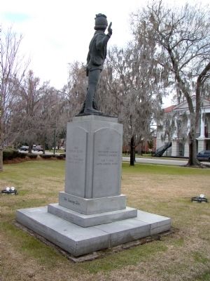 Francis Marion Monument image. Click for full size.