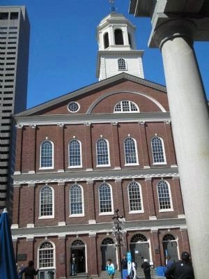 Faneuil Hall image. Click for full size.
