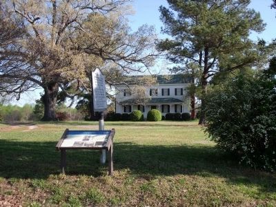 Thomaston Markers. image. Click for full size.