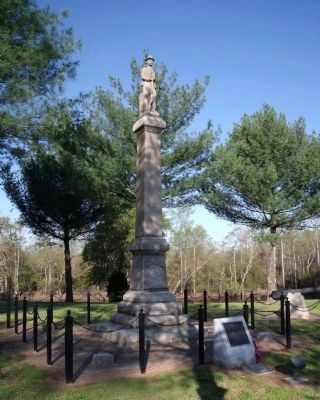Courtland Confederate Monument image. Click for full size.