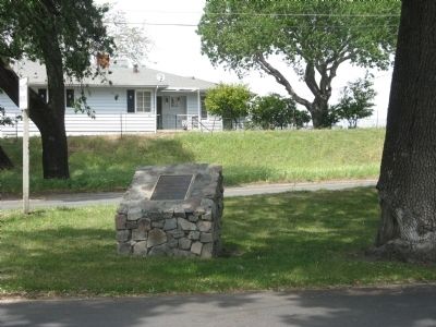 Isleton’s Historic Old Town Marker image. Click for full size.
