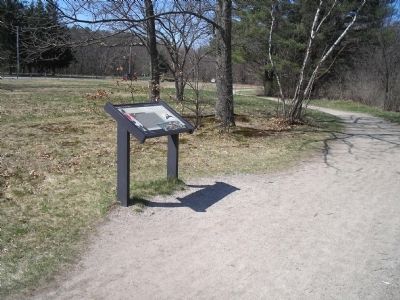 Marker along the Battle Road image. Click for full size.