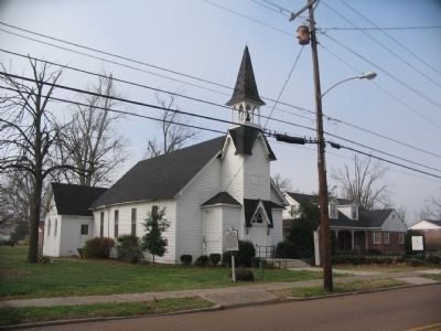 Tiptonville Presbyterian Church and Marker image. Click for full size.