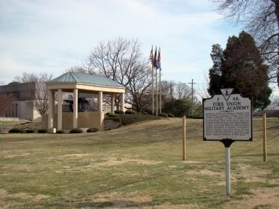 Fork Union Military Academy Veterans Memorial and Marker image. Click for full size.