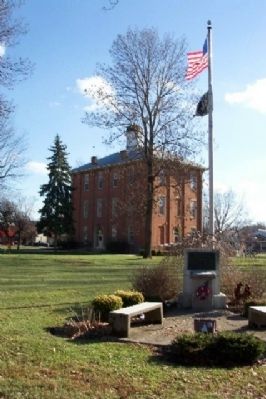 Sunbury Veterans Memorial image. Click for full size.