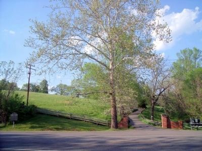 River Road West & Sabot Hill Road. Click for full size. River Road West & Sabot Hill Road image. Click for full size.