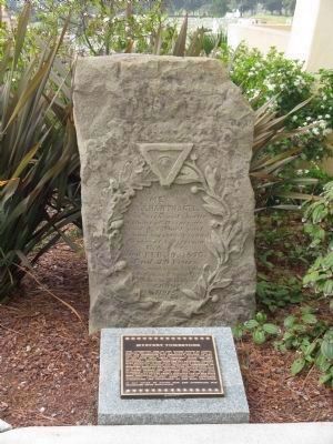Mystery Tombstone. Click for full size. Mystery Tombstone image. Click for full size.