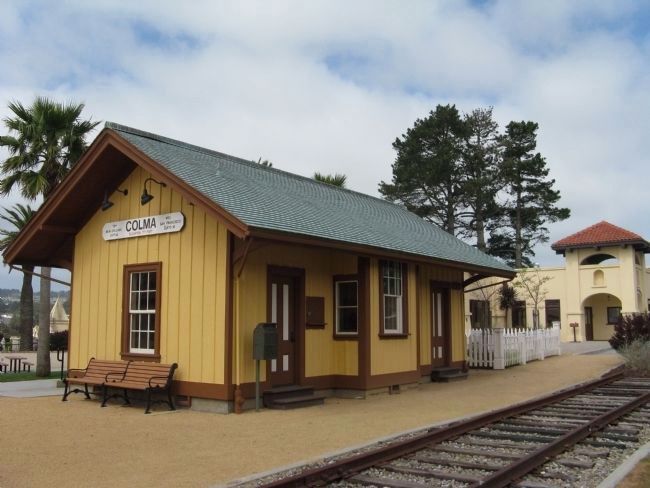 Old Colma Railroad Station image. Click for full size.
