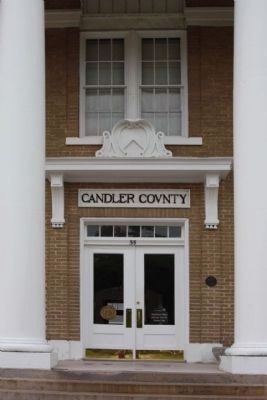 Candler County Courthouse Marker, right of door image. Click for full size.