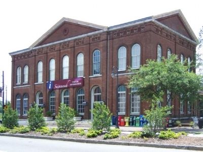 Central of Georgia Passenger Station, currently Savannah's Visitor Center. Click for full size. Central of Georgia Passenger Station, currently Savannah's Visitor Center image. Click for full size.