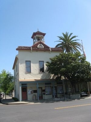 Calistoga City Hall and Marker image. Click for full size.