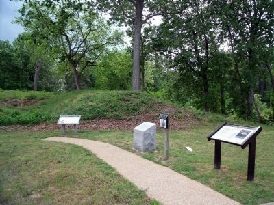 Gloucester Point Markers. Click for full size. Gloucester Point Markers image. Click for full size.