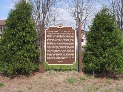 Elroy – Sparta State Trail Marker image. Click for full size.