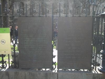 King�s Chapel Burial Ground image. Click for full size.
