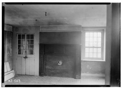 Living room detail. image. Click for full size.