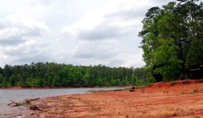 Waters of Lake Thurmond -<br>Shoreline Affected by Drought. Click for full size. Waters of Lake Thurmond -<br>Shoreline Affected by Drought image. Click for full size.