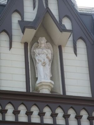 Statue Under Steeple image. Click for full size.