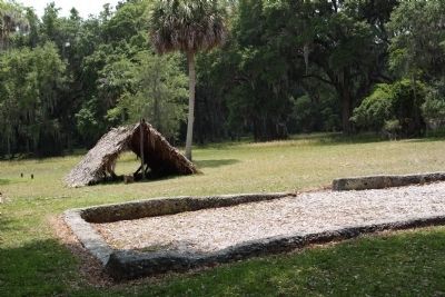 Frederica - Dr. Frederick Holzendorf house ruins and a hut like John Humble's, as mentioned image. Click for full size.