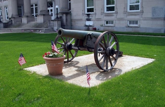 Front View - - Second:: Civil War Cannon image. Click for full size.