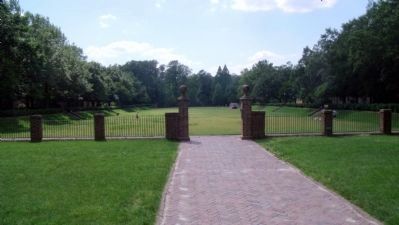 The Sunken Garden at W&M. Click for full size. The Sunken Garden at W&M image. Click for full size.