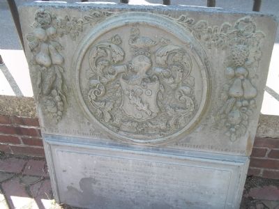 Gravestone with Coat-of-Arms Symbol image. Click for full size.