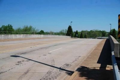 Worth Barnett Overpass -<br>Looking North. Click for full size. Worth Barnett Overpass -<br>Looking North image. Click for full size.