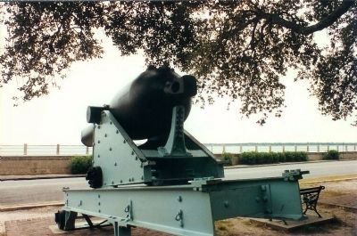 Eleven Inch Dahlgren Gun image. Click for full size.