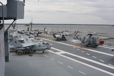 USS Yorktown Static Aircraft display image. Click for full size.