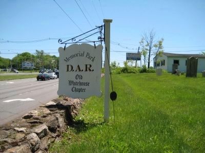 Memorial Park, D.A.R., Old Whitehouse Chapter - Roadside Marker. Click for full size. Memorial Park, D.A.R., Old Whitehouse Chapter - Roadside Marker image. Click for full size.
