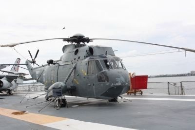 SH-3G Sea King , Rotor disc area: 280.47 m2 (3018 sq ft) image. Click for full size.