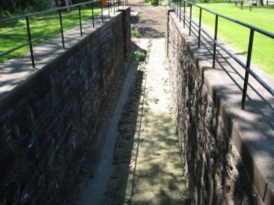 Downstream Section of Lock No. 21. Click for full size. Downstream Section of Lock No. 21 image. Click for full size.