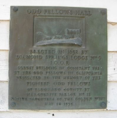 Odd Fellows Hall Marker. Click for full size. Odd Fellows Hall Marker image. Click for full size.
